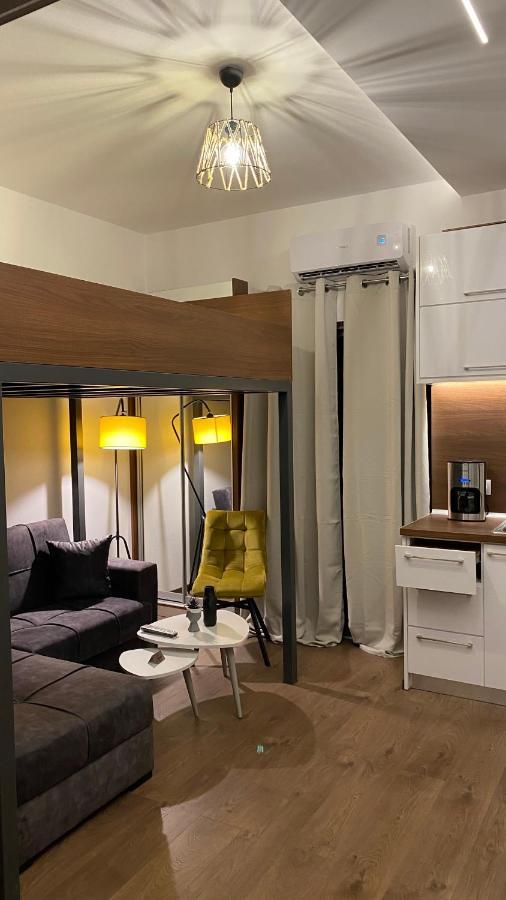 Modern Tiny House In וולוס מראה חיצוני תמונה
