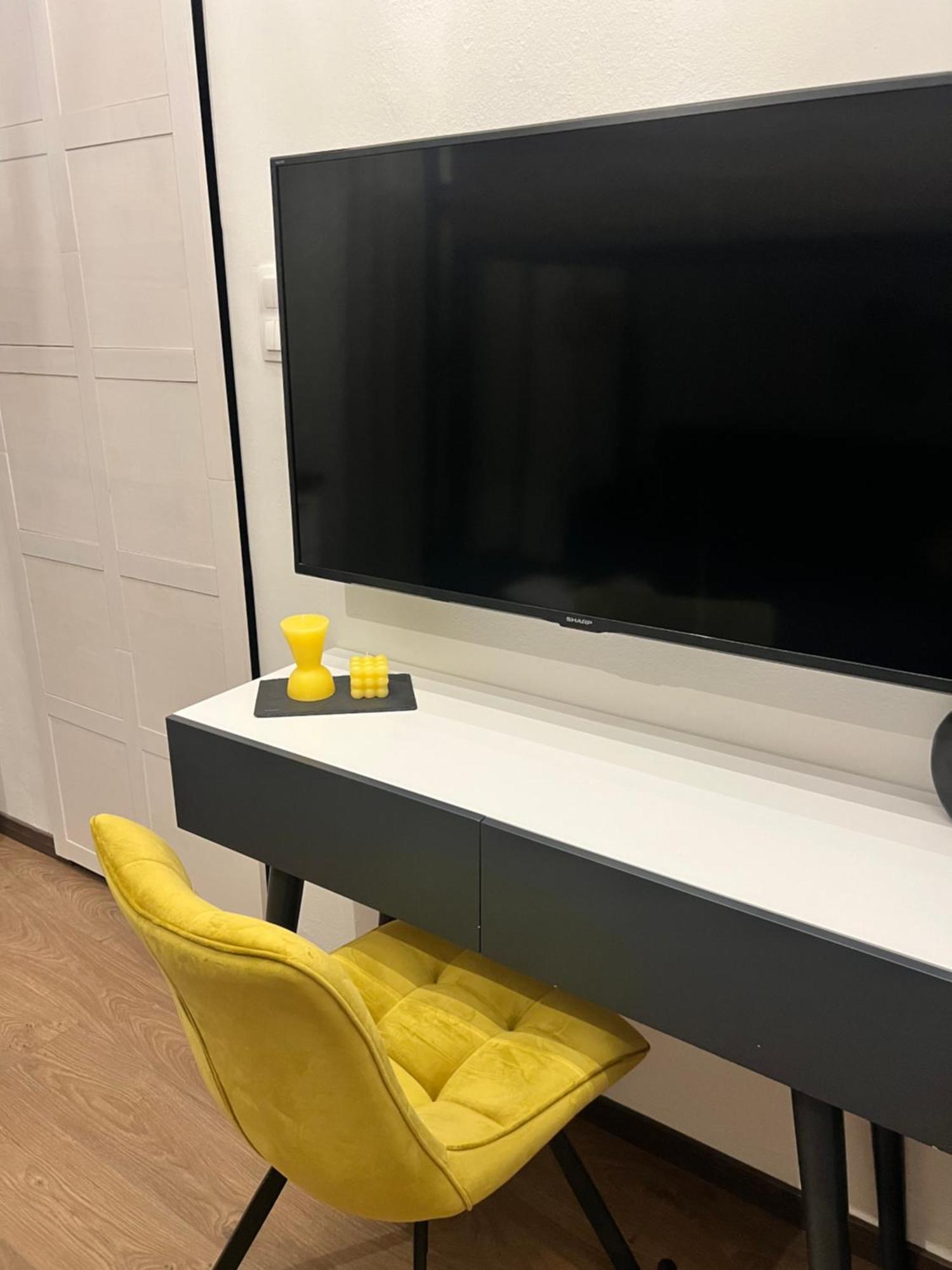 Modern Tiny House In וולוס מראה חיצוני תמונה